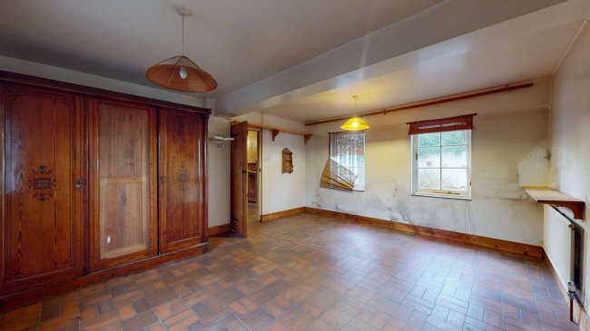 Stable Cottage, Brooklands Lane, Weybridge, KT13 8UX
 2