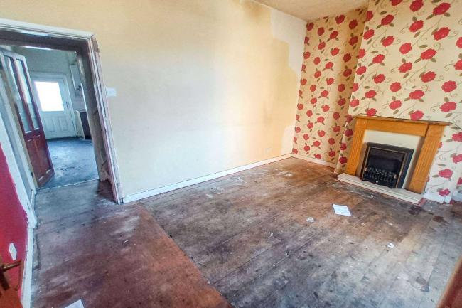 32 Townsend Street, Haslingden, Rossendale, Lancashire, BB4 5DF
 6