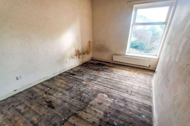 32 Townsend Street, Haslingden, Rossendale, Lancashire, BB4 5DF
 6