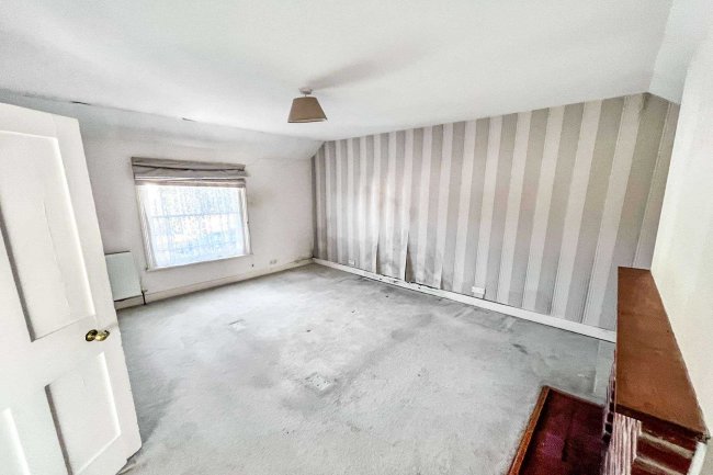 17 Orchard Road, Stevenage SG1 3HE 4