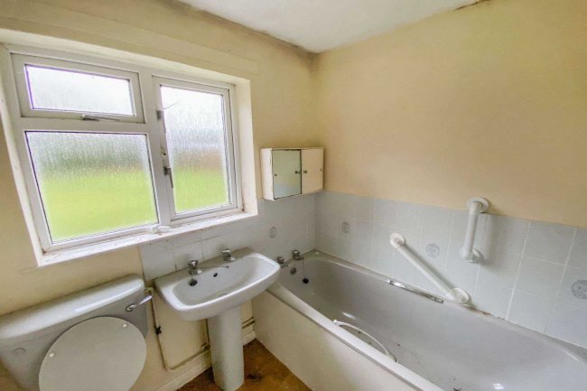 2 Glanville Cottages, Broad Hinton, Swindon, SN4 9PG 7