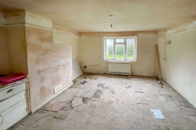 2 Glanville Cottages, Broad Hinton, Swindon, SN4 9PG 7