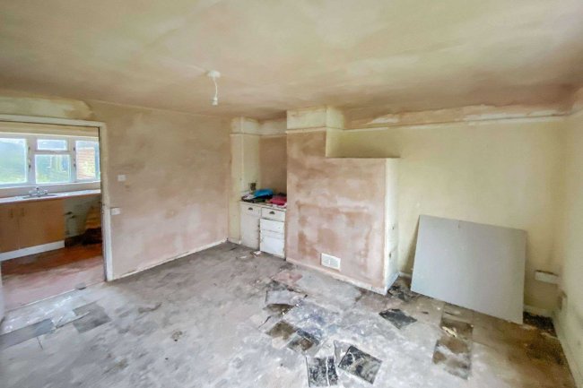 2 Glanville Cottages, Broad Hinton, Swindon, SN4 9PG 7