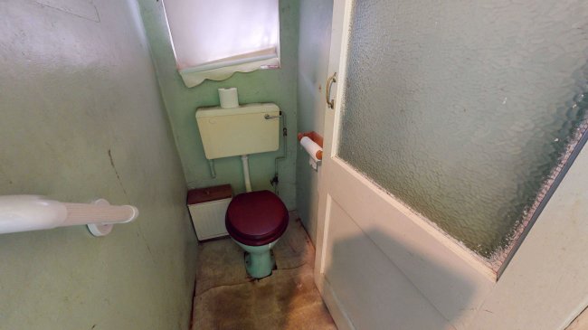 52 Khartoum Road, Tooting, London SW17 0HZ 8