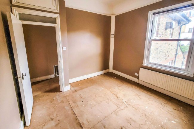 65B Bennerley Road, Battersea, London, SW11 6DR  10