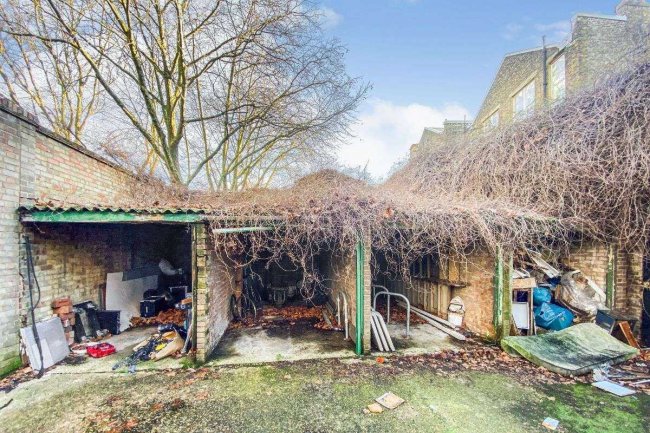 Garages 1-5 and 7 & 8, 
Findon Lodge, Popham Street, London, N1 8QL 8