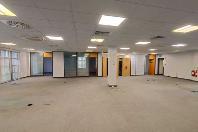 Sedgemoor House, Deane Gate Avenue, Taunton, TA1 2UF 5