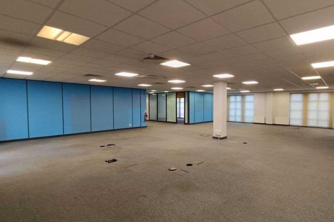 Sedgemoor House, Deane Gate Avenue, Taunton, TA1 2UF 5