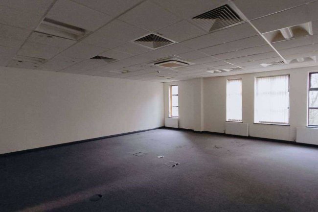 Sedgemoor House, Deane Gate Avenue, Taunton, TA1 2UF 5