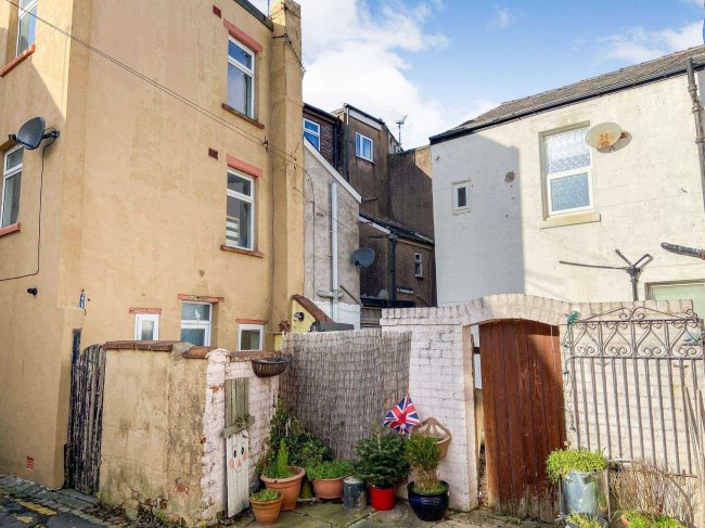 59 High Street, Blackpool, Lancashire FY1 2BN
 6