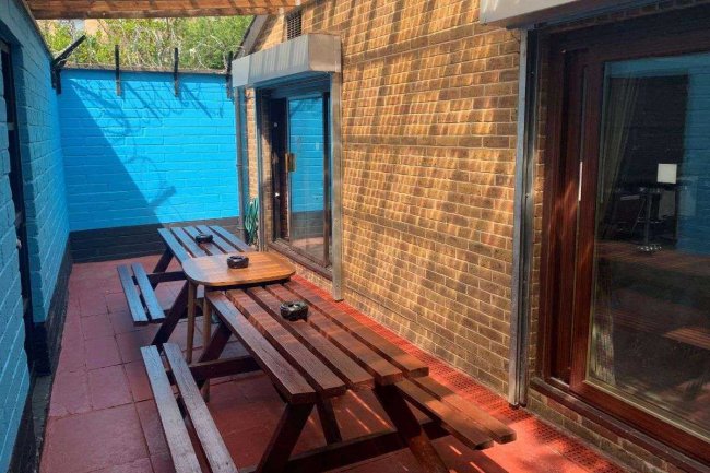 Victoria, 34 Scotland Gardens, Tottenham, London N17 9TT 6