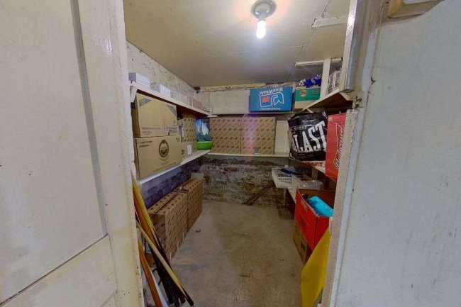 Victoria, 34 Scotland Gardens, Tottenham, London N17 9TT 6