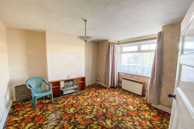 233 Kingsway, St. George, Bristol, Somerset, BS5 8NT 2