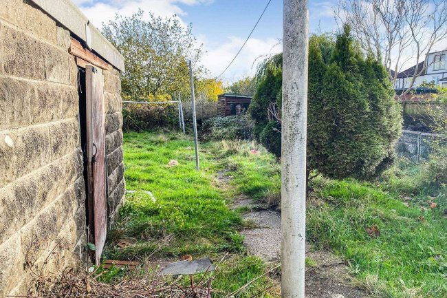 233 Kingsway, St. George, Bristol, Somerset, BS5 8NT 2