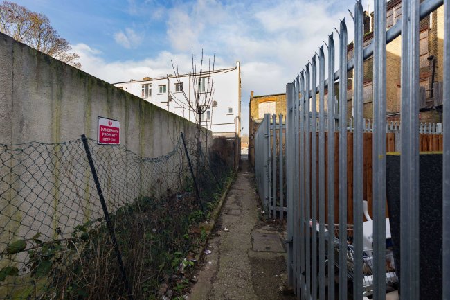 205 Hamlet Court Road, Westcliff-on-Sea, Essex, SS0 7EL 6