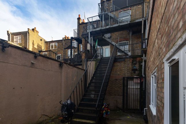 207 Hamlet Court Road, westcliff- on- sea, Essex, SS0 7EL 7