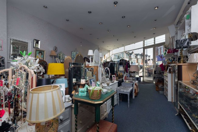 207 Hamlet Court Road, westcliff- on- sea, Essex, SS0 7EL 7