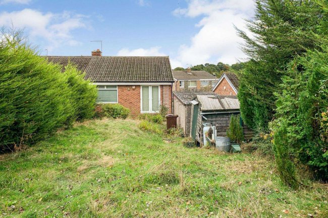 24 Middlebrook Drive, Bradford, West Yorkshire, BD8 0EU 6