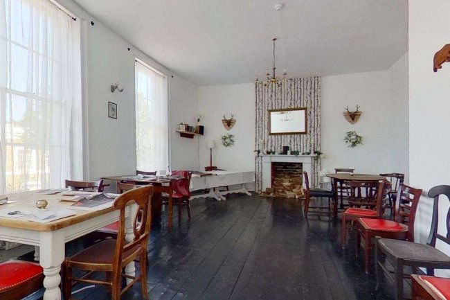 The Baring Arms, 55 Baring Street, London N1 3DS 1