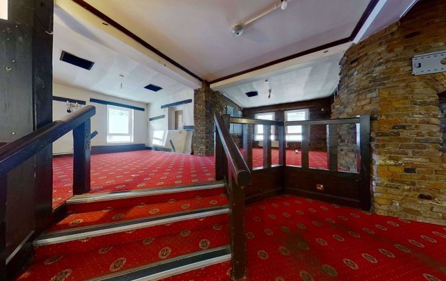 Royal Oak, 250 St Johns Way, Archway, London N19 3RJ 3