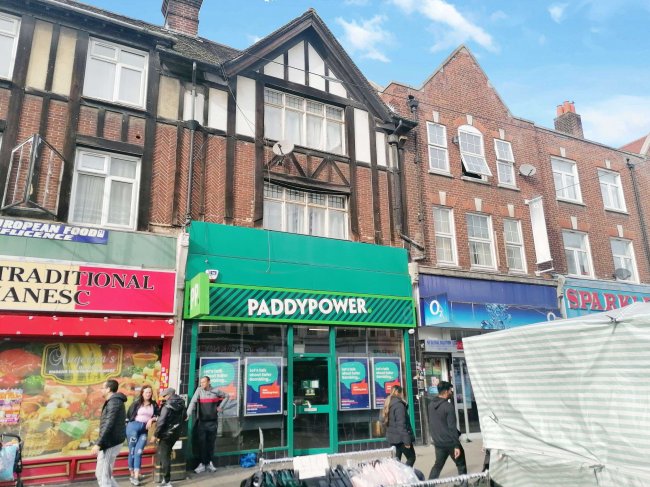 51 East Street, Barking, Essex, IG11 8EJ 5