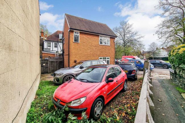 Land adjacent 4 Chase Side, Enfield EN2 6NF 10