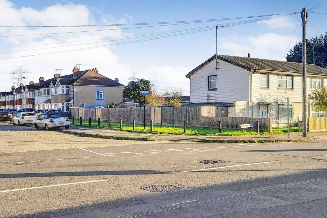 Land, Marrilyne Avenue, Enfield, EN3 6EQ 9