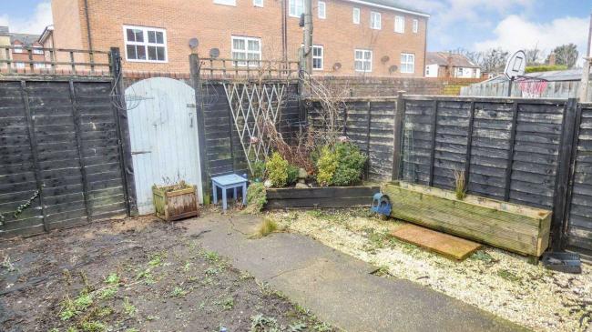 3 St John’s Street, Bridlington, YO16 7NL 7