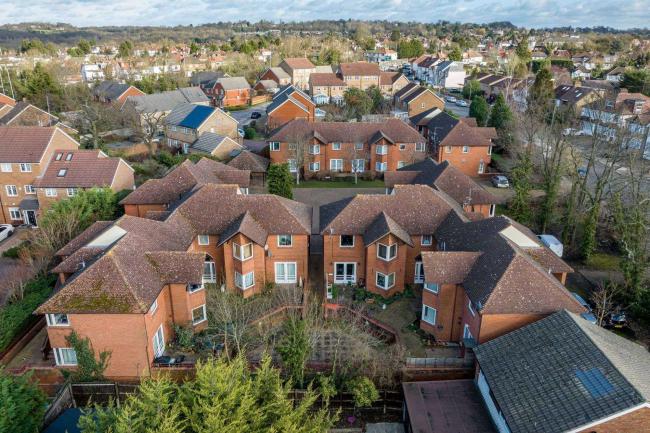 Rose Way, Stoneyfields Lane, Edgware, HA8 9SD
 7