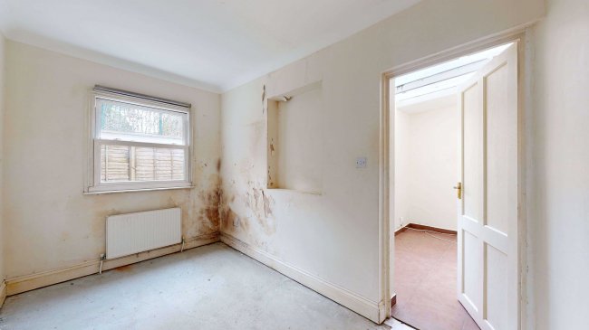 20 Hetley Road, Shepherds Bush, London, W12 8BB
 5