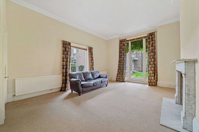 10 Cambridge Road, Colchester, Essex, CO3 3NS 5