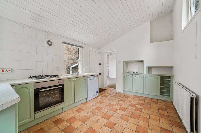 10 Cambridge Road, Colchester, Essex, CO3 3NS 5