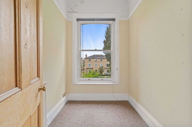 10 Cambridge Road, Colchester, Essex, CO3 3NS 5