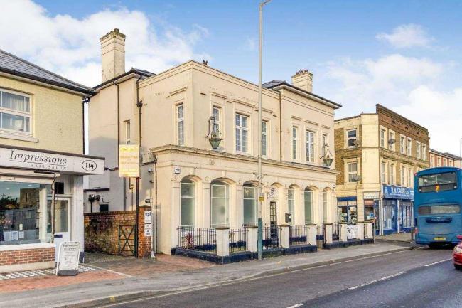 St Ledger House, 112 London Road, Southborough, Tunbridge Wells TN4 0PN 9