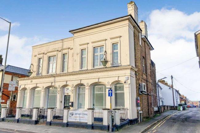 St Ledger House, 112 London Road, Southborough, Tunbridge Wells TN4 0PN 9