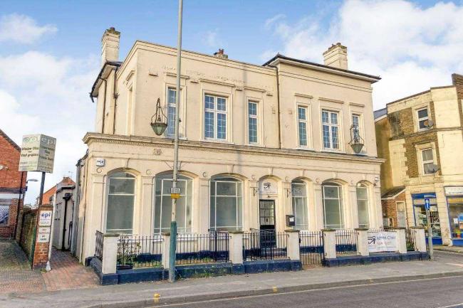 St Ledger House, 112 London Road, Southborough, Tunbridge Wells TN4 0PN 9