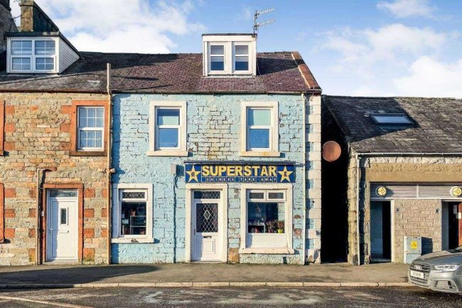 5 Carlingwark Street, Castle Douglas, Scotland DG7 1DW 1