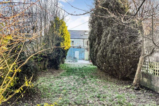 5 Carlingwark Street, Castle Douglas, Scotland DG7 1DW 1