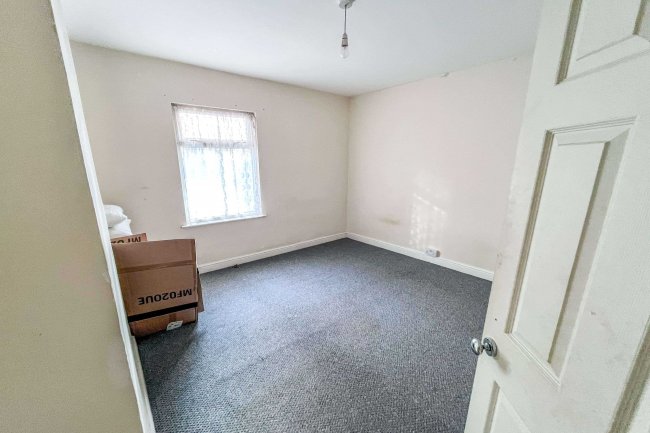 47 Coleman Street, Southend-on-Sea, Essex, SS2 5AW 5