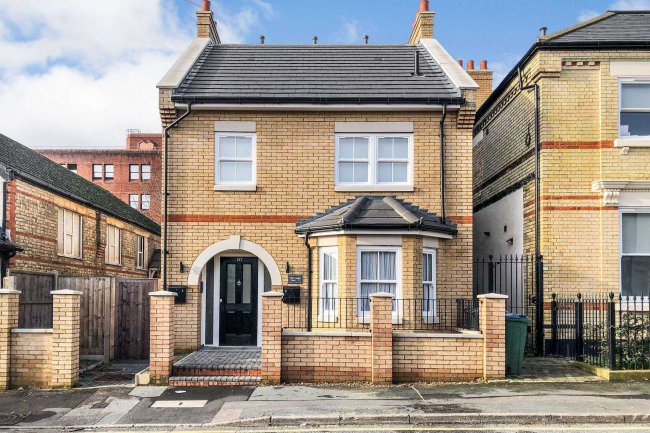 Tithe Lodge, 127 Estcourt Road, Watford WD17 2PY and Tulip Court, St John’s Road Watford WD17 1PW 6