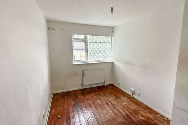 347 Stanstead Road, London SE6 4TZ 6