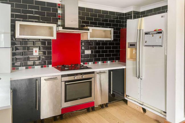 8 Gorse Close, Lakenheath, Brandon, Suffolk, IP27 9DE 7