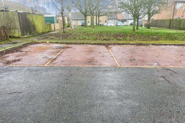 8 Gorse Close, Lakenheath, Brandon, Suffolk, IP27 9DE 7