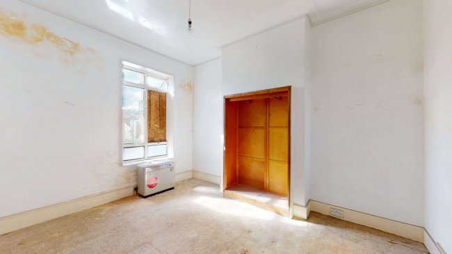 129 Casewick Road, West Norwood, London, SE27 0TA
 6