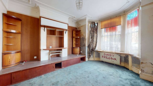 129 Casewick Road, West Norwood, London, SE27 0TA
 6