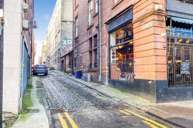 133 Wellington Street, Glasgow, Scotland G2 2XD 9