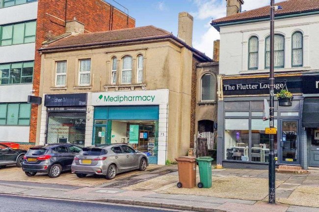 75B Manor Road, Wallington SM6 0DE 2