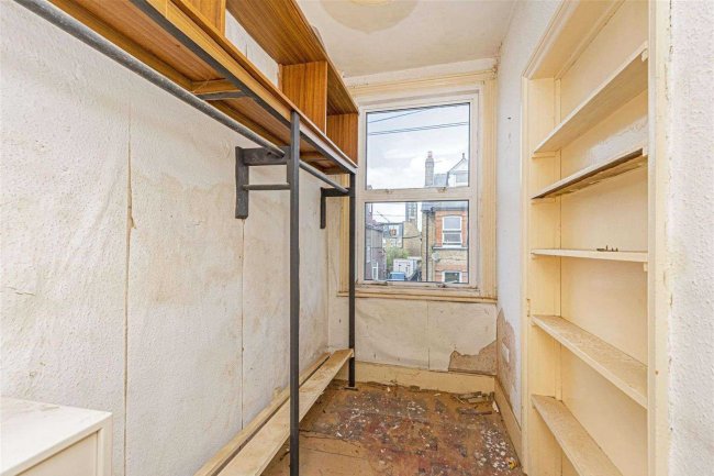 19 Pownall Road, Hounslow, TW3 1YN 5