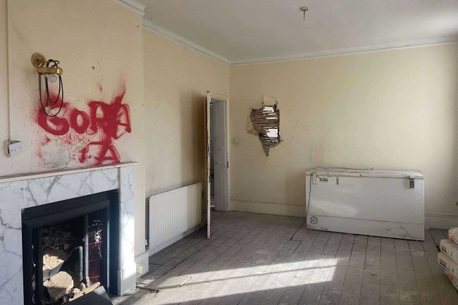 Earl of Eldon, 63 Brighton Road, South Croydon, CR2 6ED 7