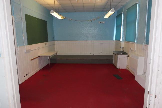 Former St Peter's School, Windmill Street, Royal Tunbridge Wells, Kent, TN2 4UU 3